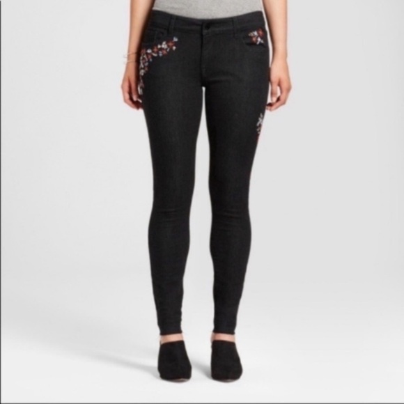 Mossimo Supply Co. Denim - Mossimo Floral Embroidered Skinny High Rise
